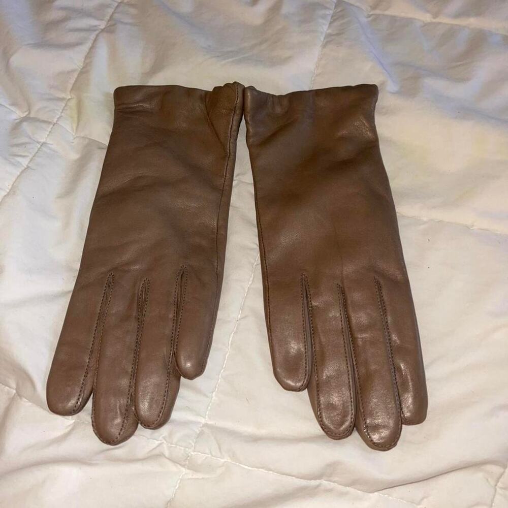 Pair of Vintage Tan/Brown Leather - Size 7.5